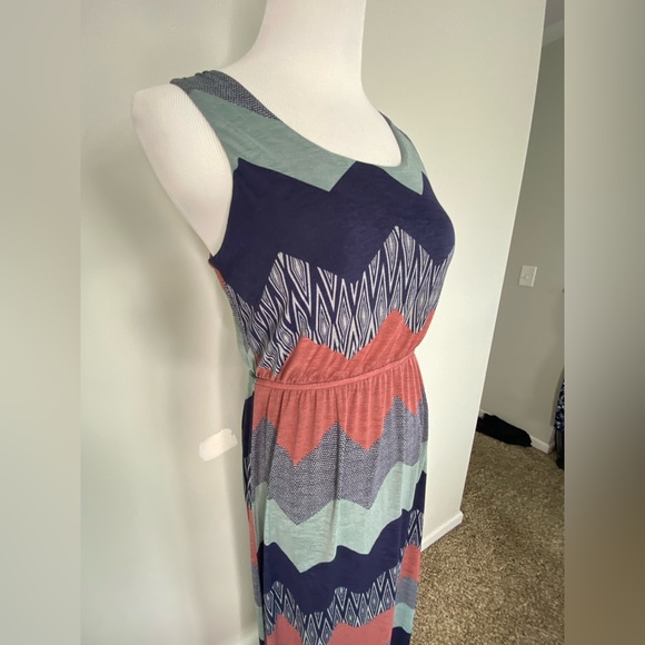 Women’s Maxi sleeveless dress Small - Picture 4 of 8